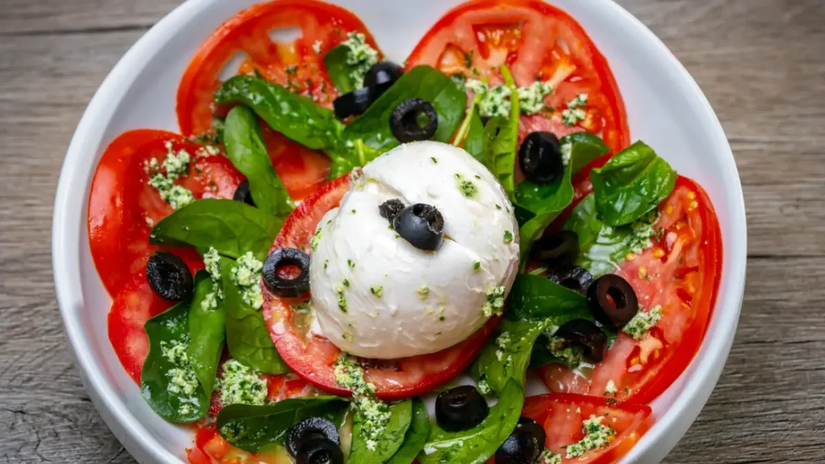 Salade de Tomates Anciennes et Burrata