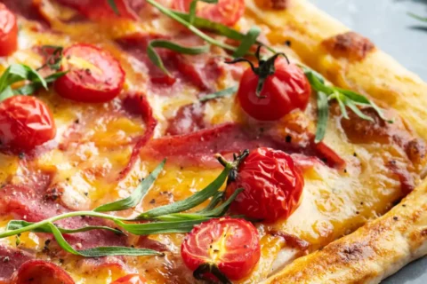 Tarte fine tomate et moutarde